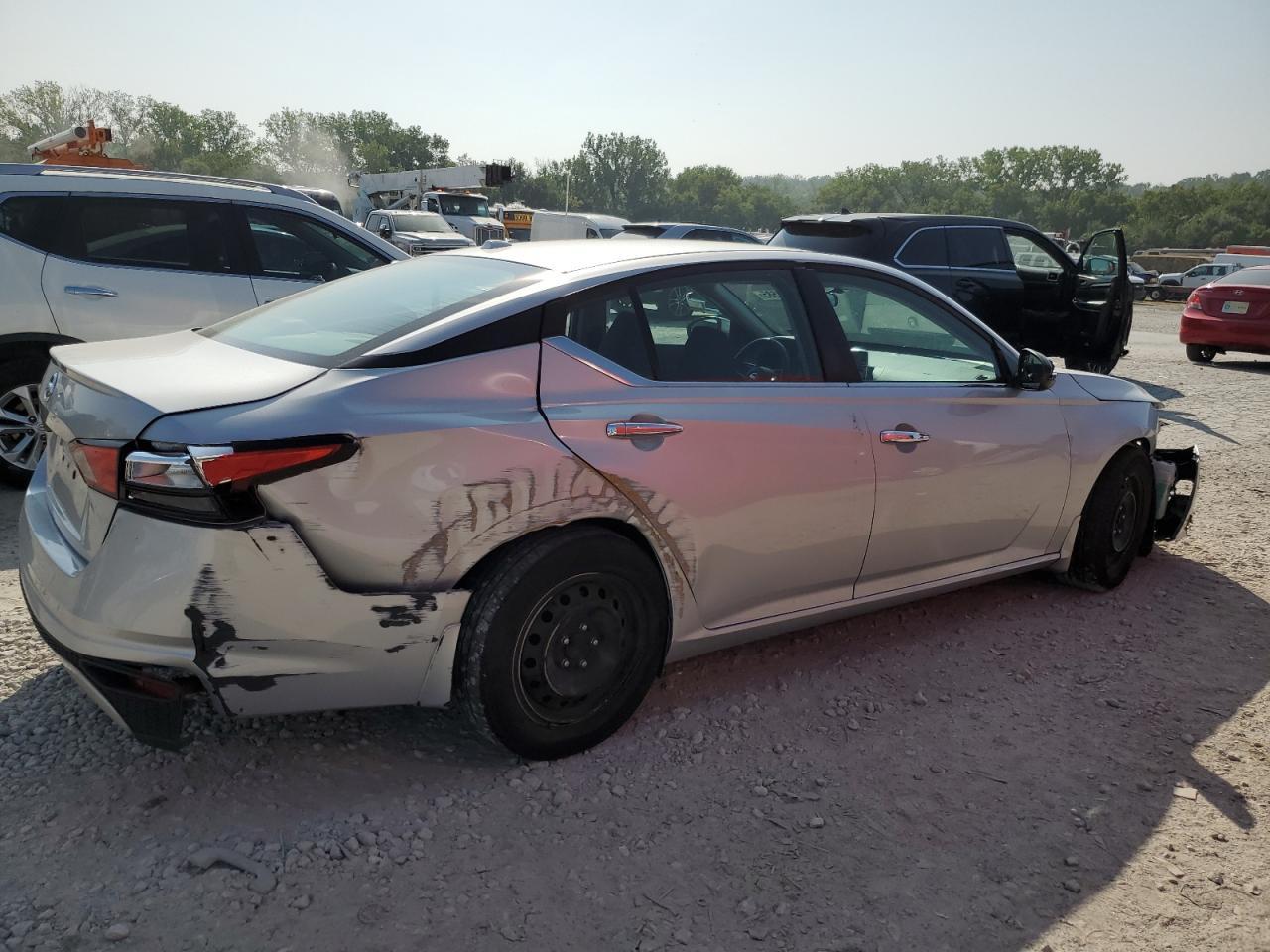 2019 NISSAN ALTIMA