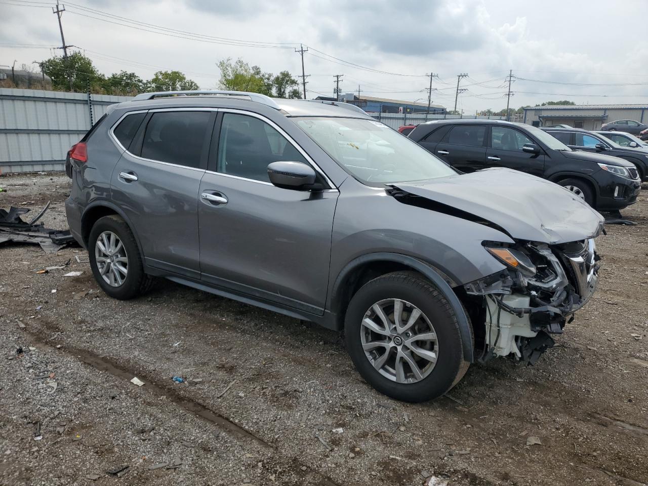 2017 NISSAN ROGUE