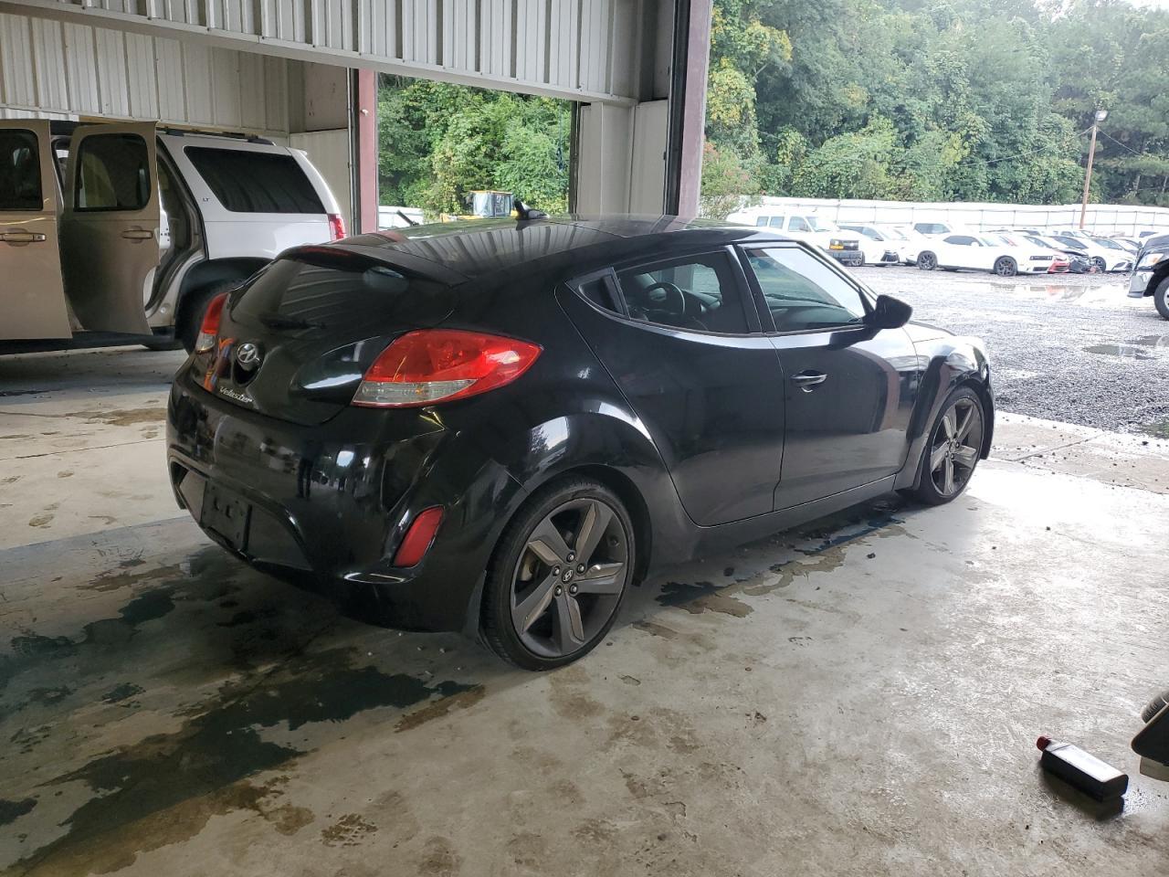 2013 HYUNDAI VELOSTER