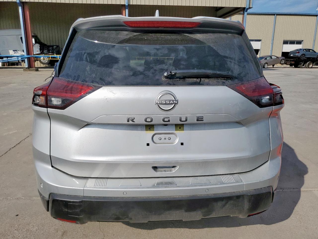 2025 NISSAN ROGUE