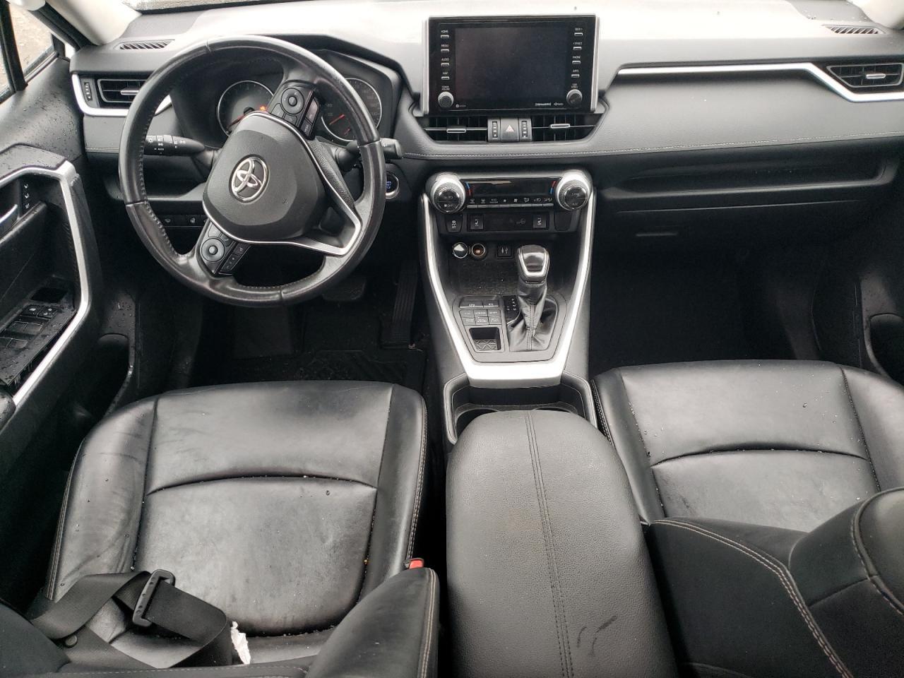 2019 TOYOTA RAV4