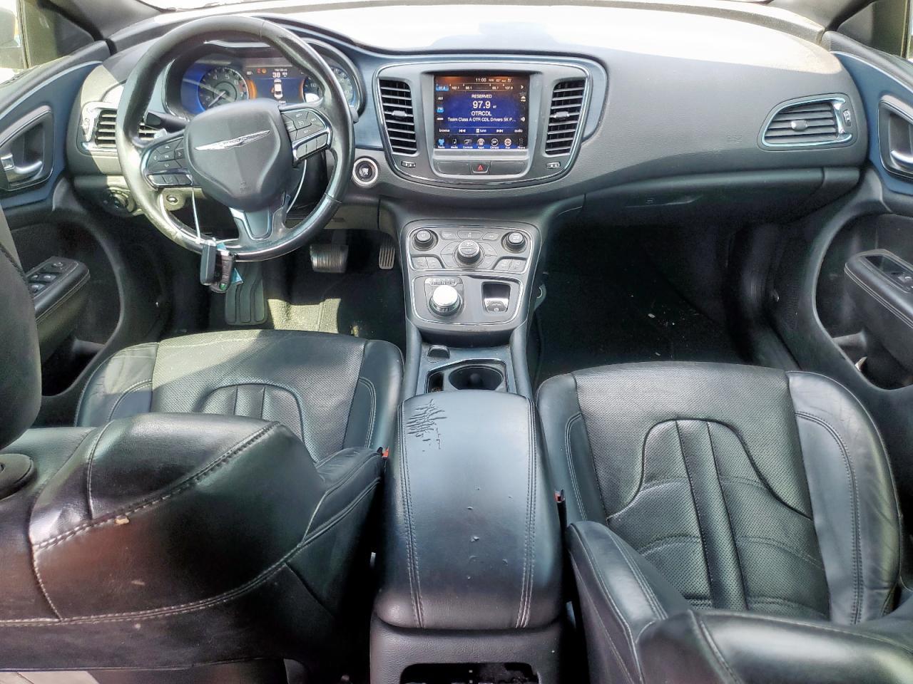 2015 CHRYSLER 200