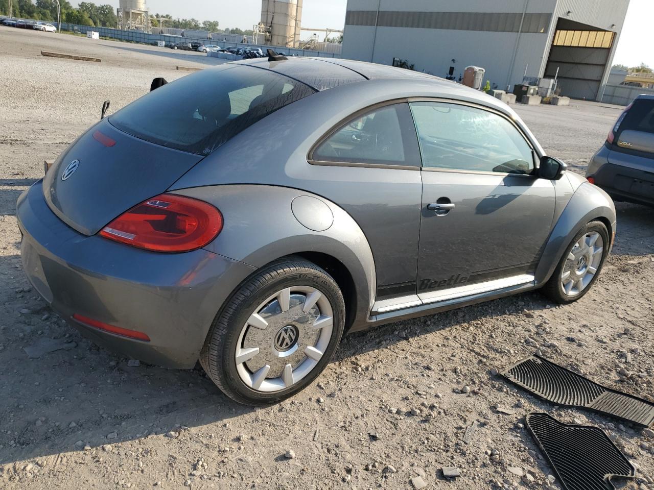 2014 VOLKSWAGEN Beetle