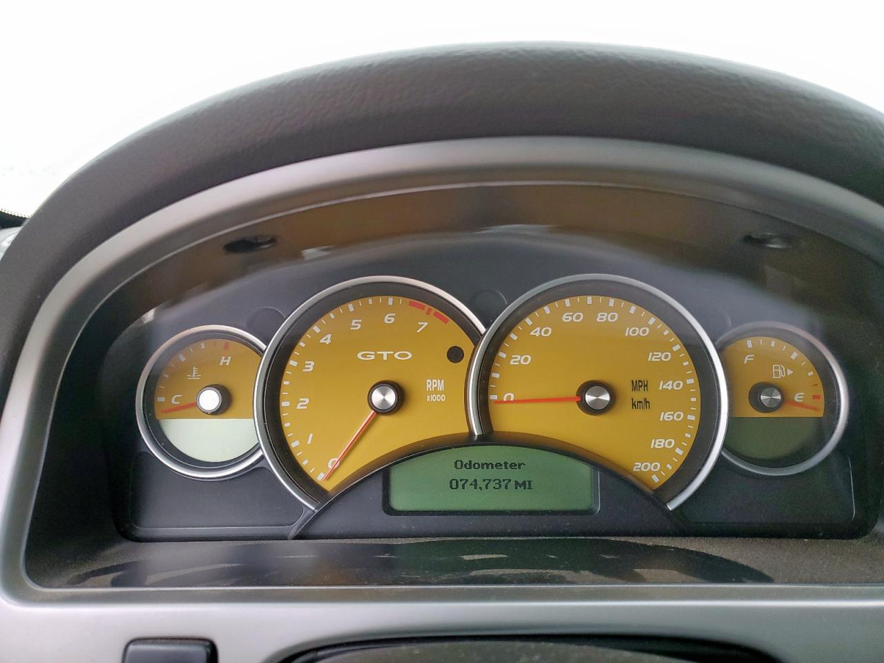 2005 PONTIAC Gto