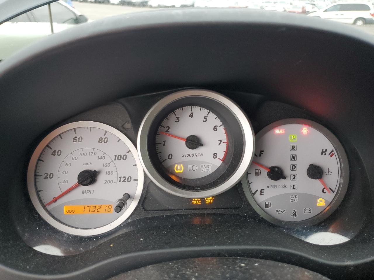 2004 TOYOTA RAV4