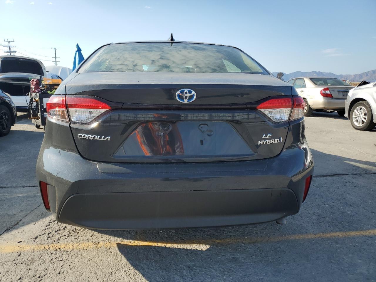 2024 TOYOTA COROLLA