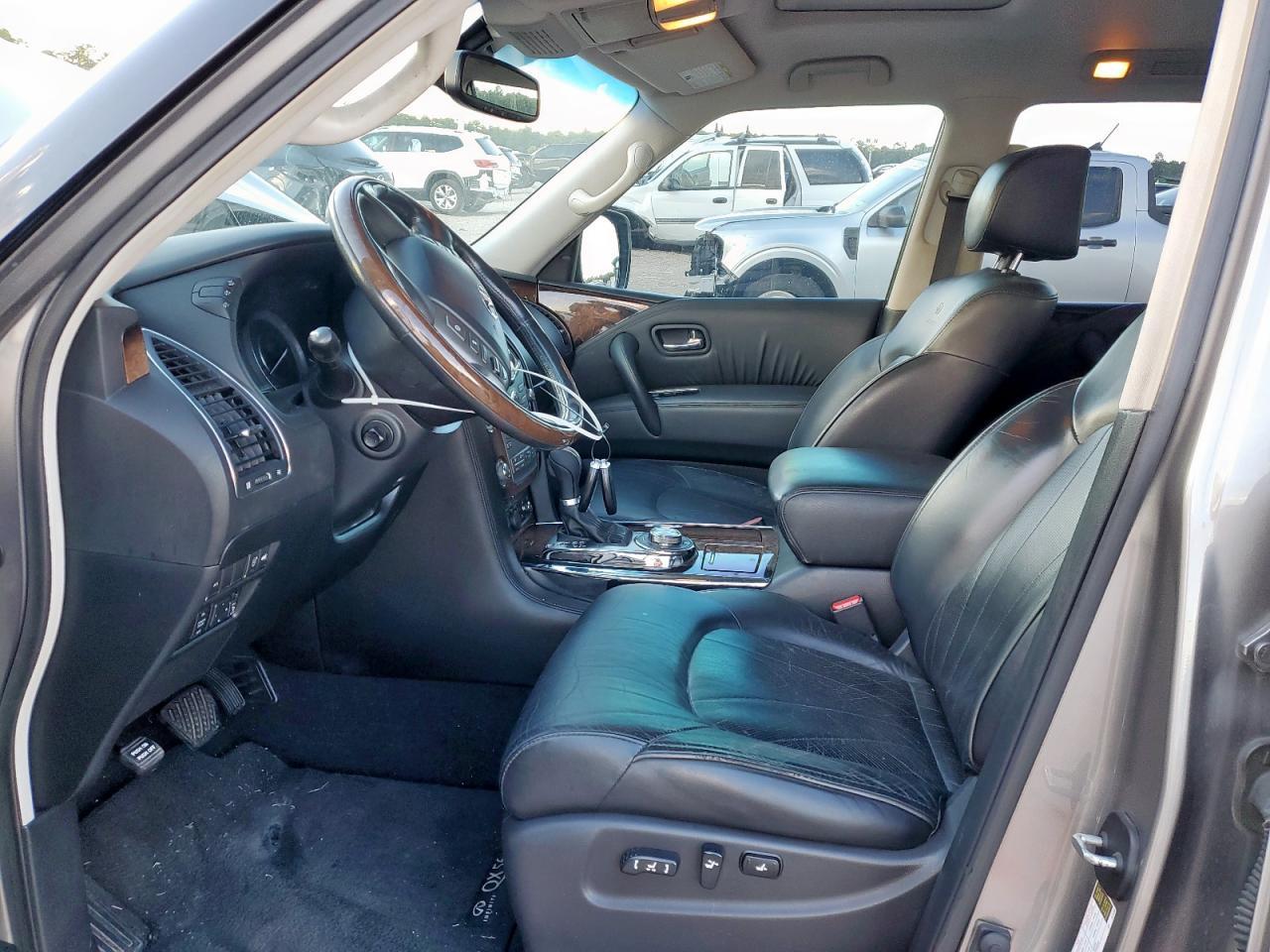2011 INFINITI QX56