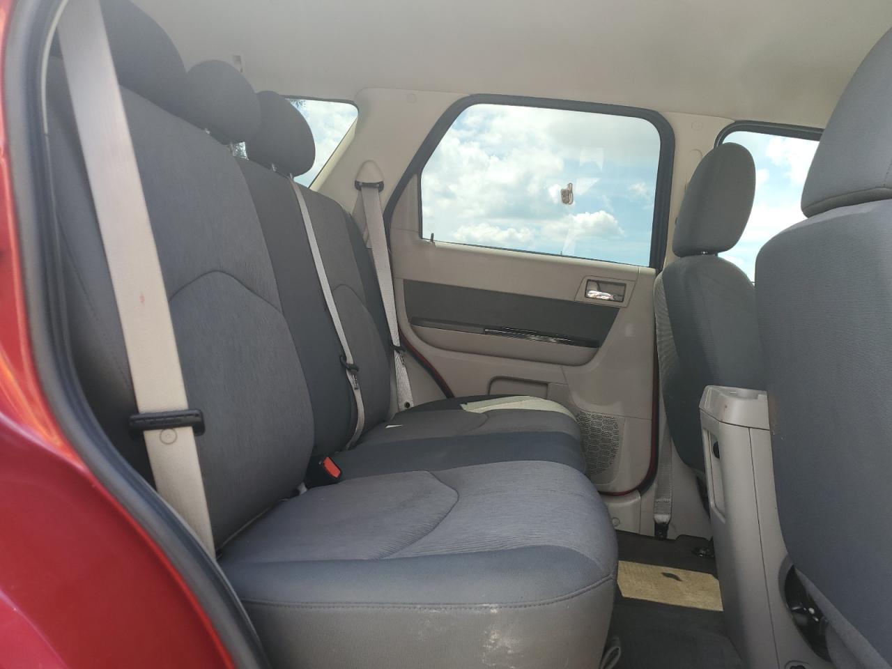 2009 MAZDA Tribute