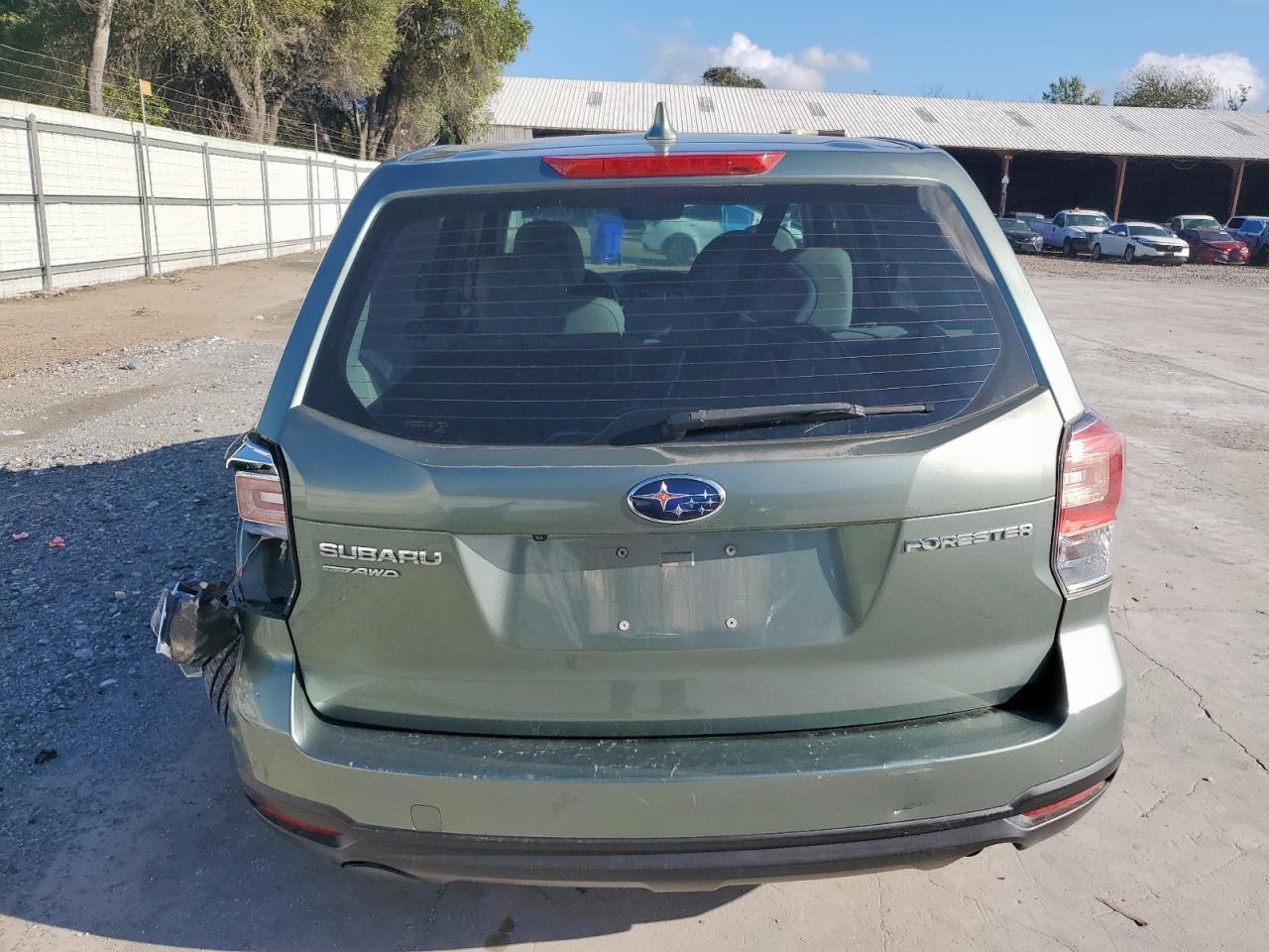 2018 SUBARU FORESTER