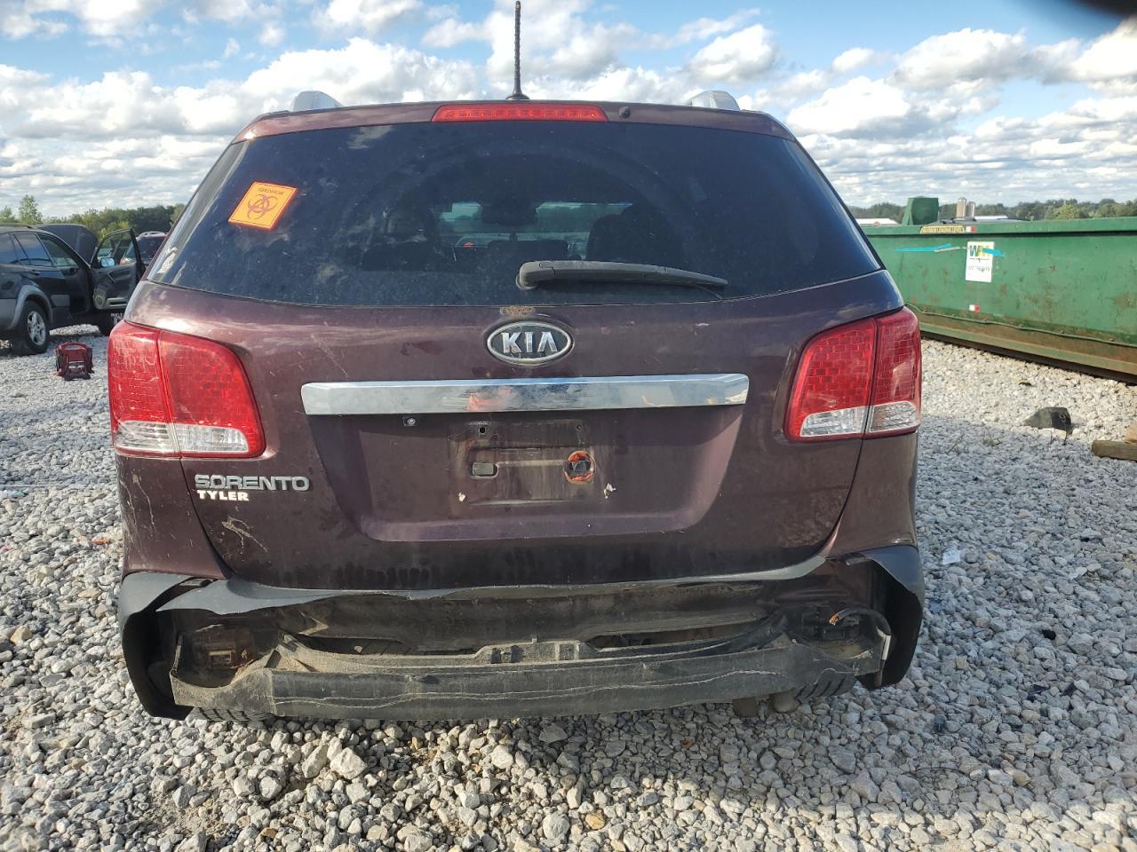 2011 KIA SORENTO