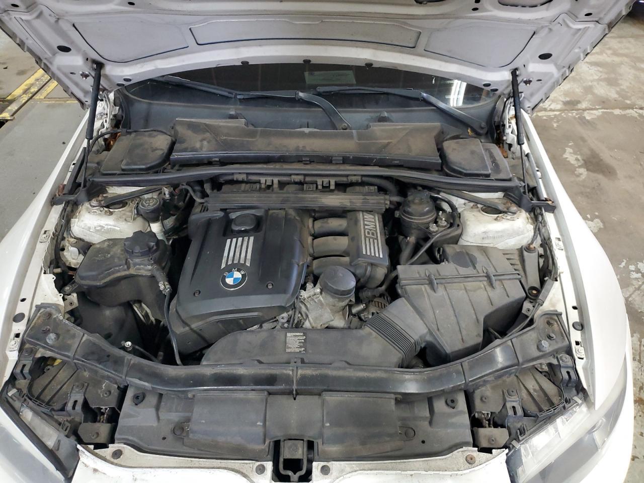 2011 BMW 3 SERIES