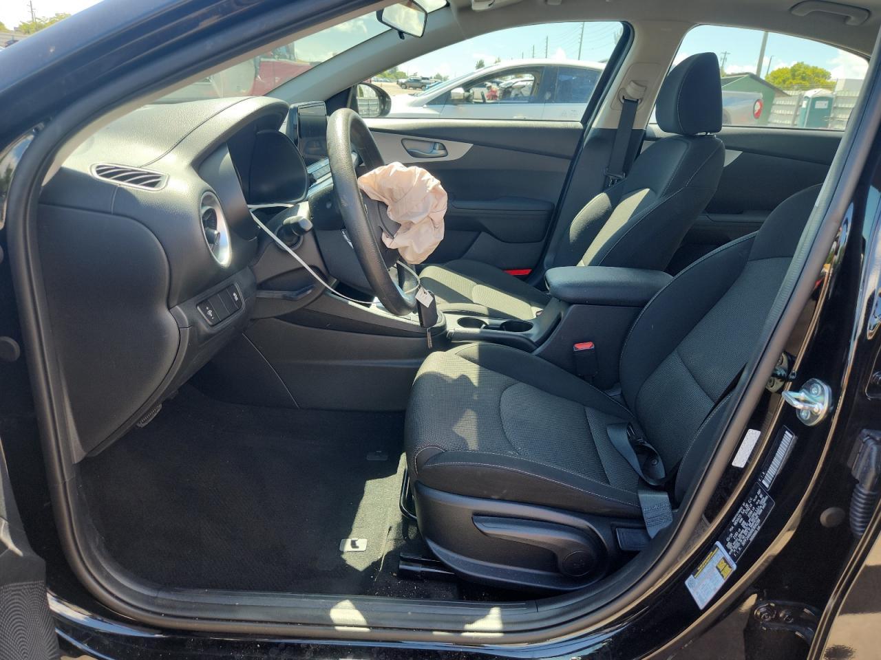2024 KIA FORTE