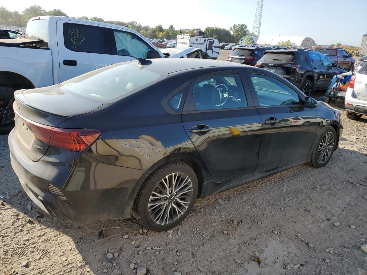 2022 KIA FORTE