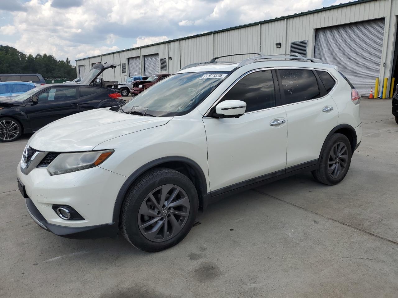 2016 NISSAN ROGUE