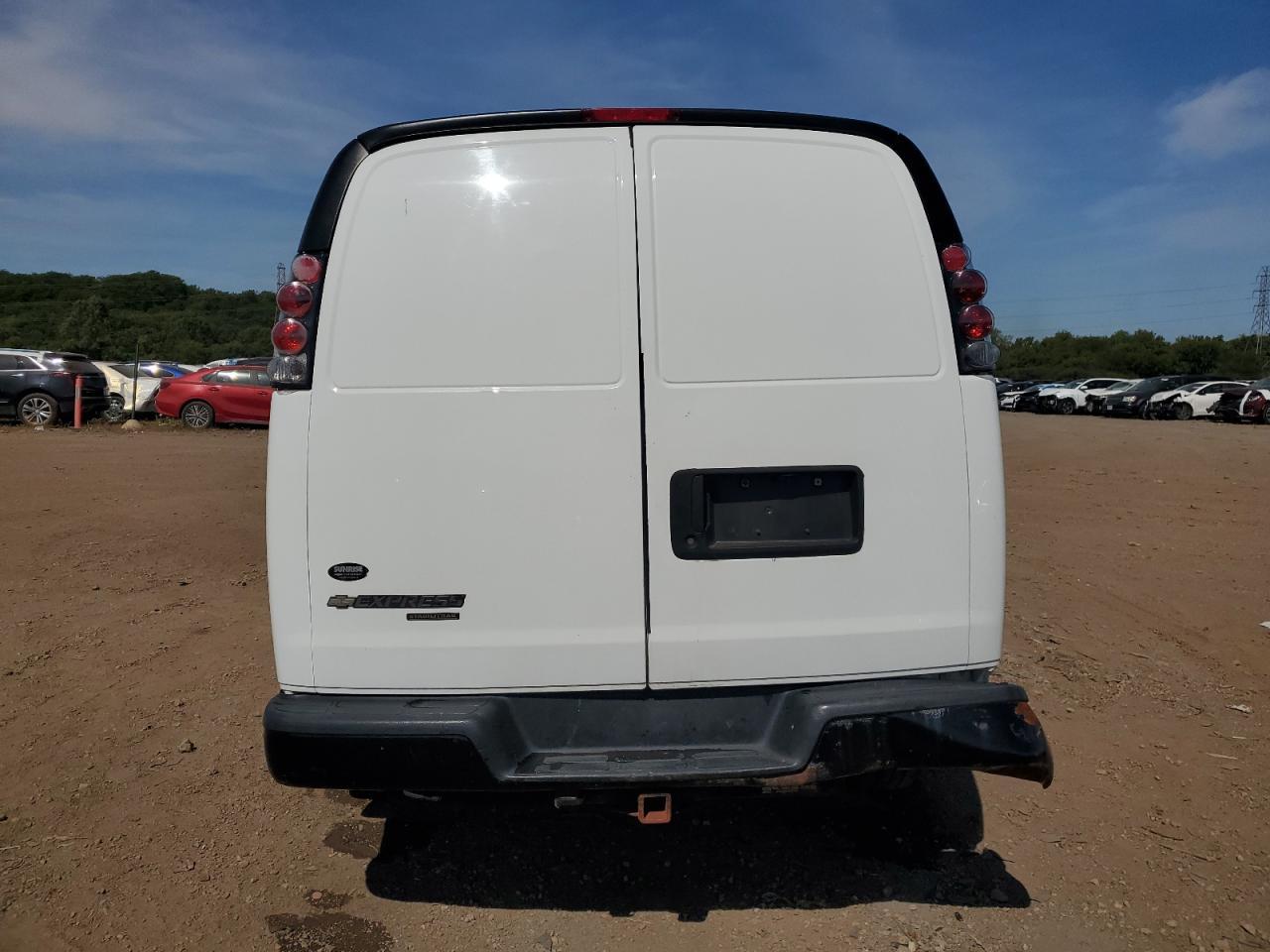 2016 CHEVROLET EXPRESS 2500