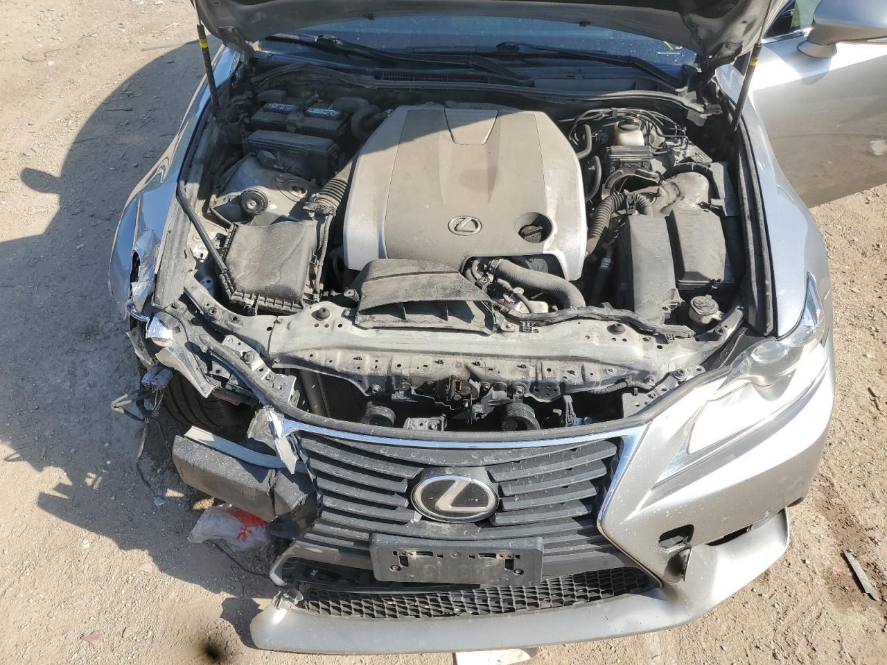 2016 LEXUS IS 300