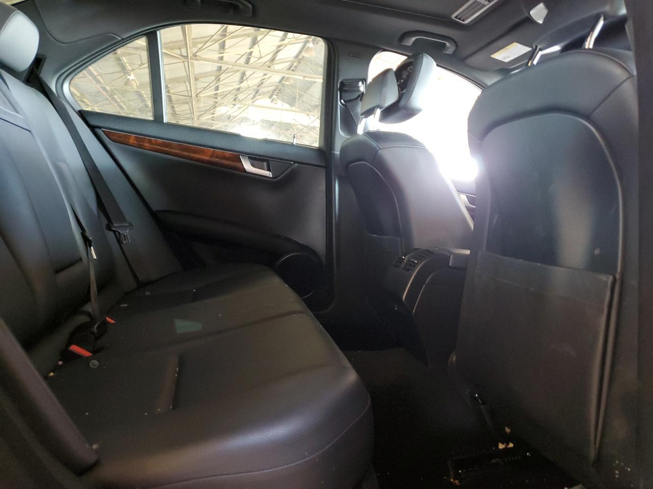 2012 MERCEDES-BENZ C-CLASS