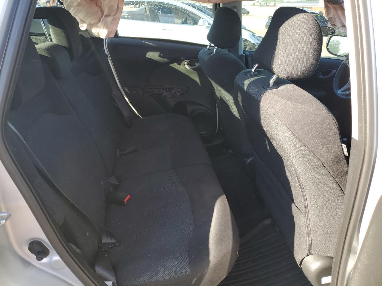 2011 HONDA FIT