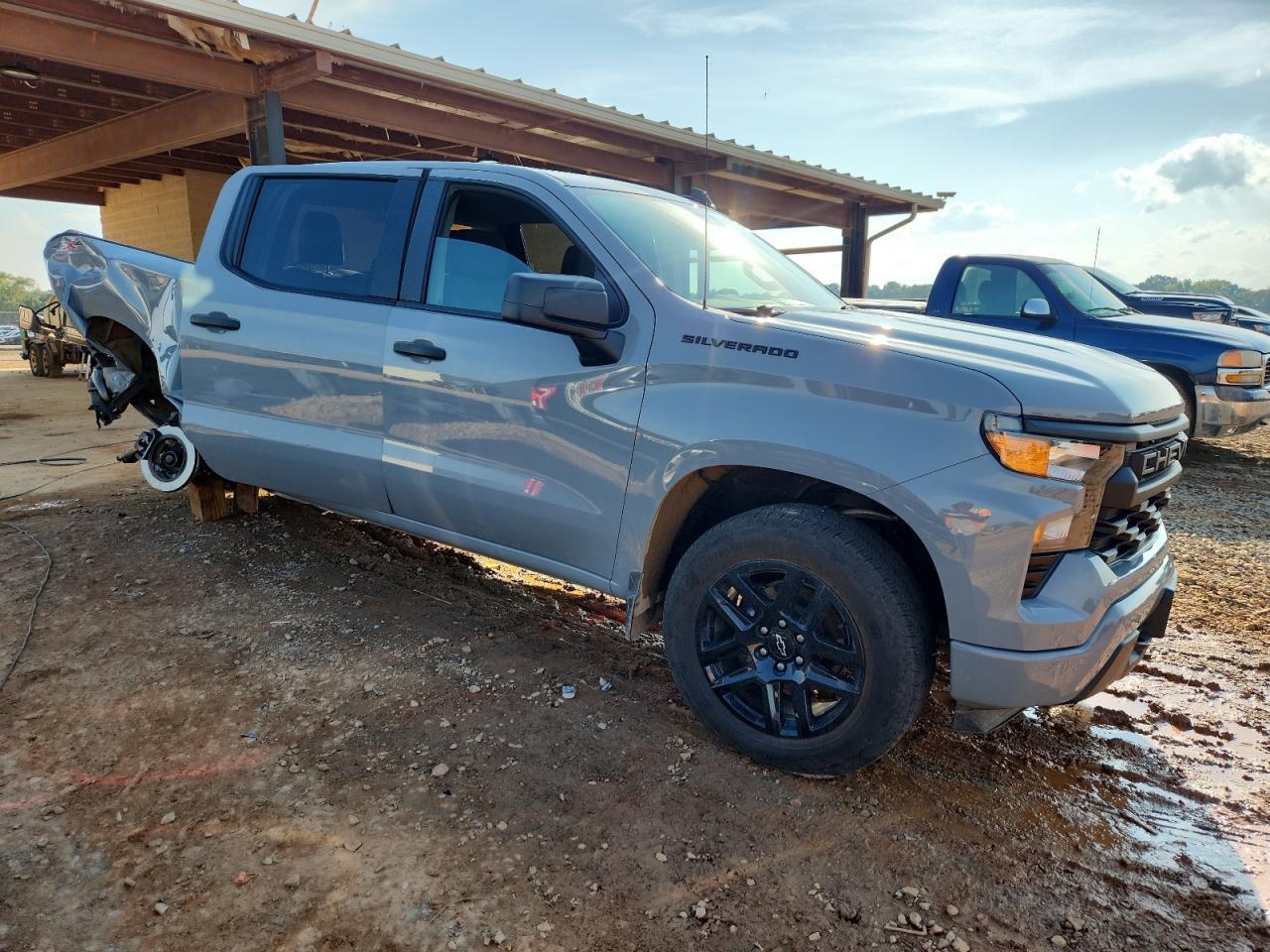 2024 CHEVROLET Silverado