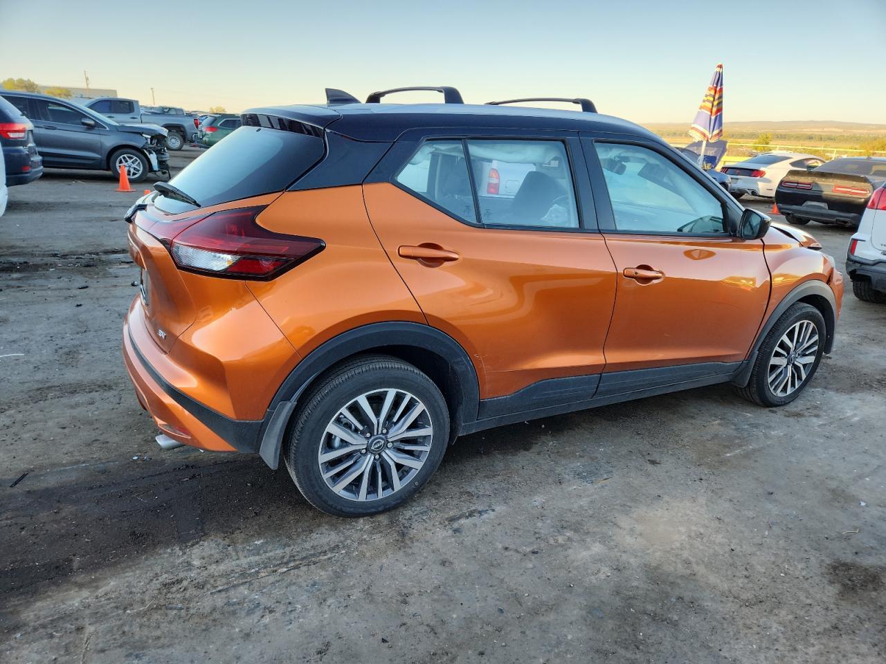 2024 NISSAN KICKS