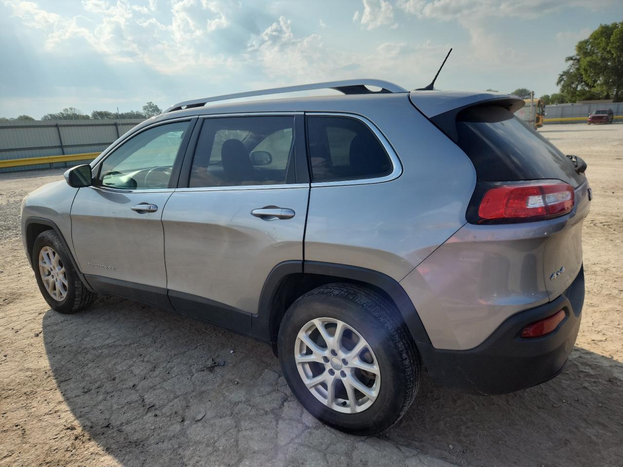 2015 JEEP CHEROKEE