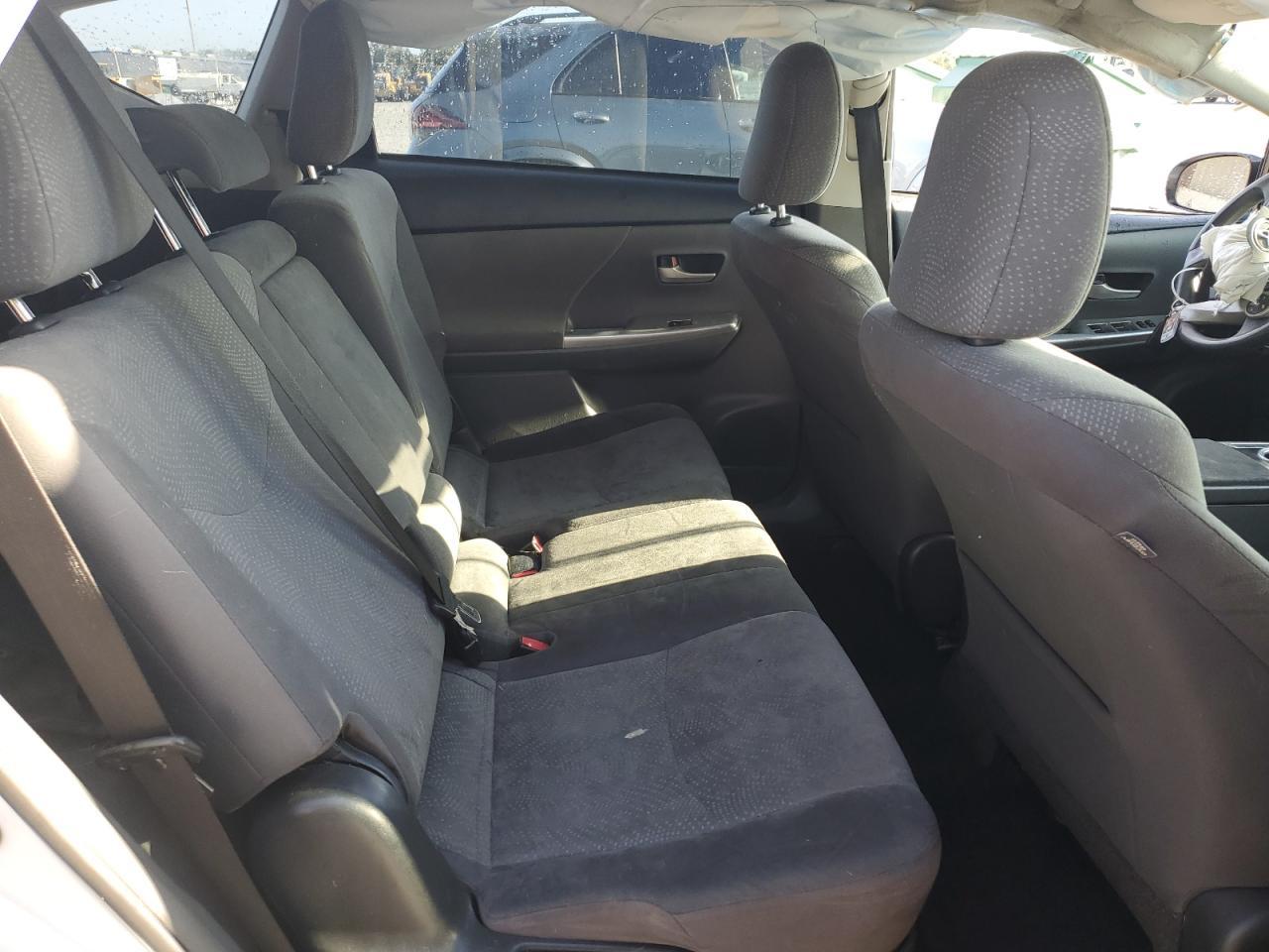 2012 TOYOTA PRIUS V