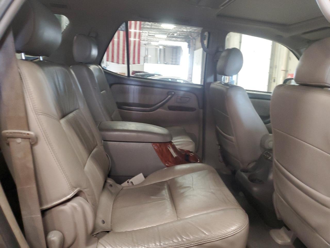 2007 TOYOTA Sequoia