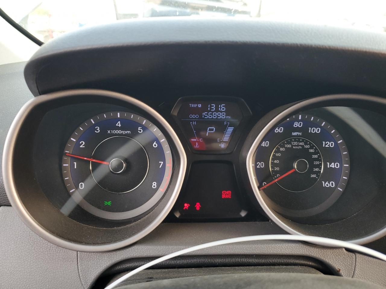 2012 HYUNDAI ELANTRA