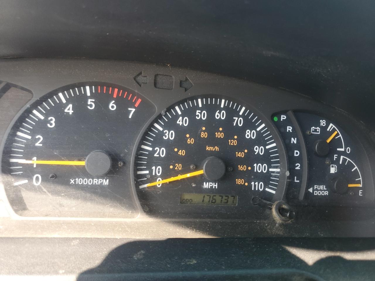 2002 TOYOTA TUNDRA