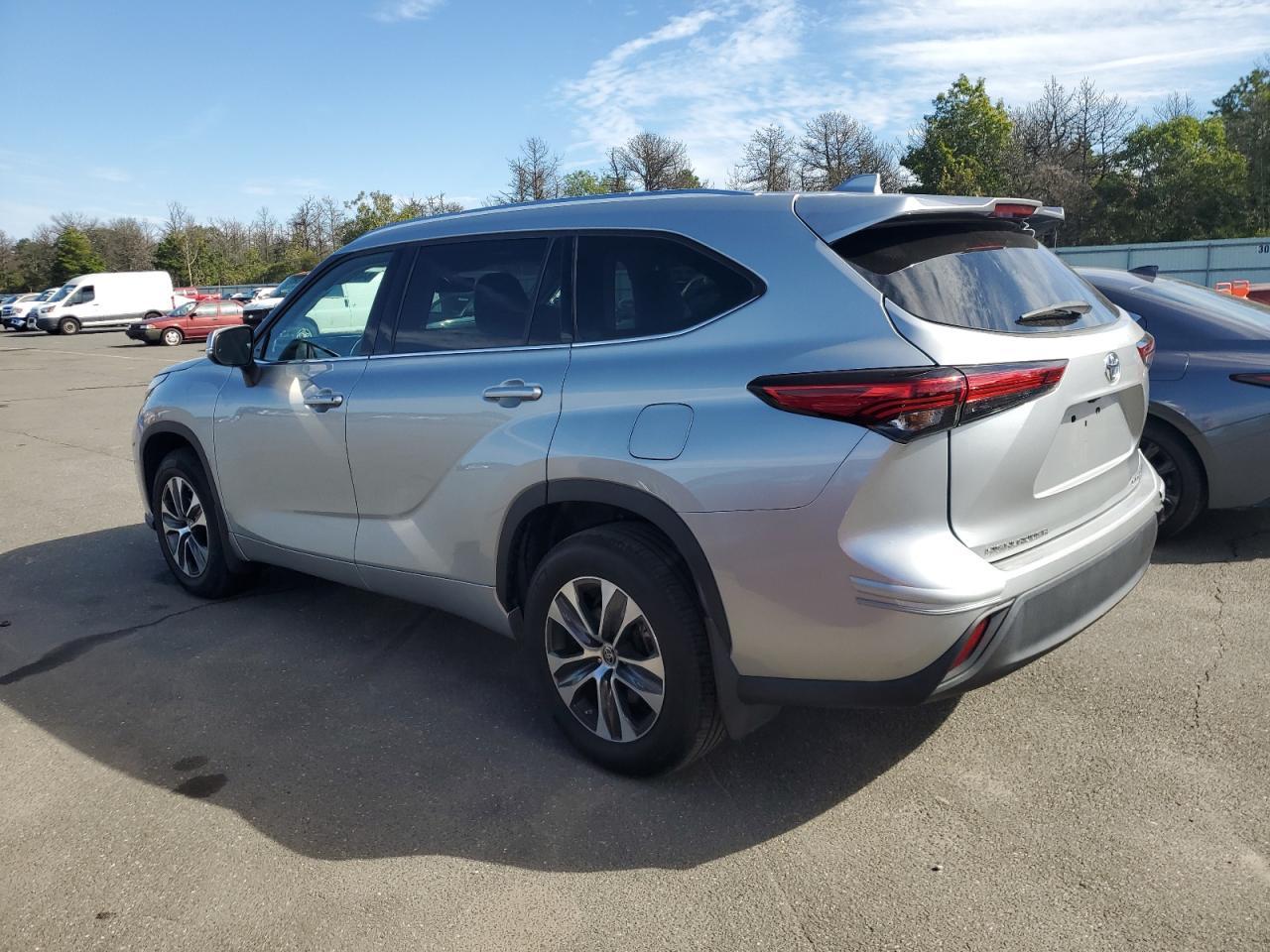 2021 TOYOTA HIGHLANDER
