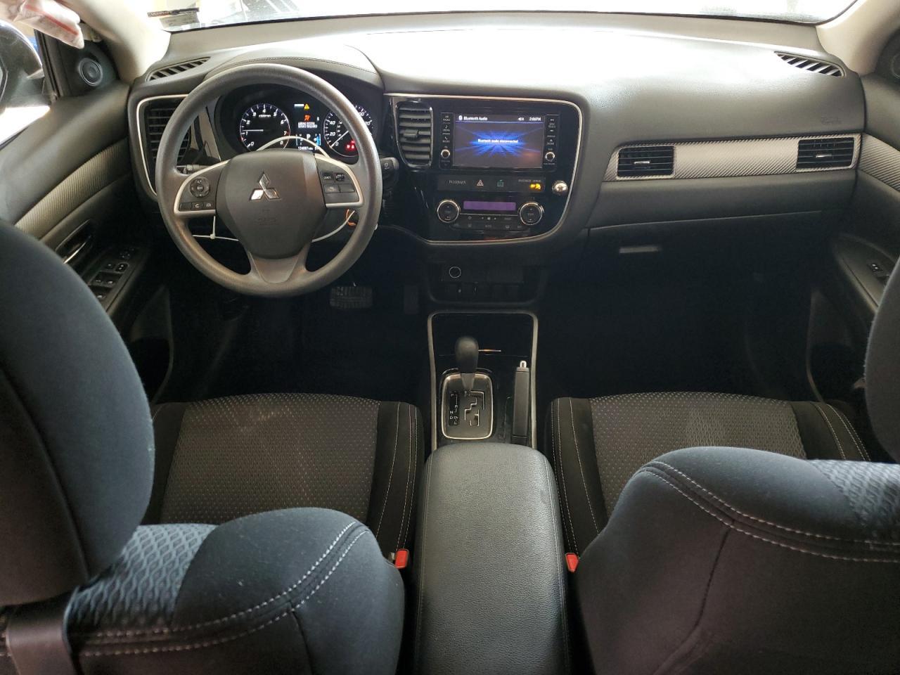 2018 MITSUBISHI outlander