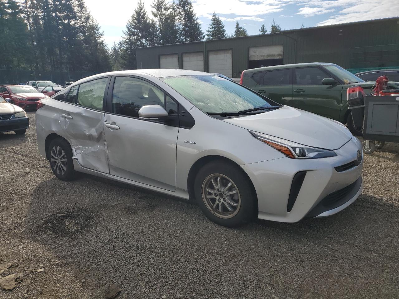 2022 TOYOTA PRIUS