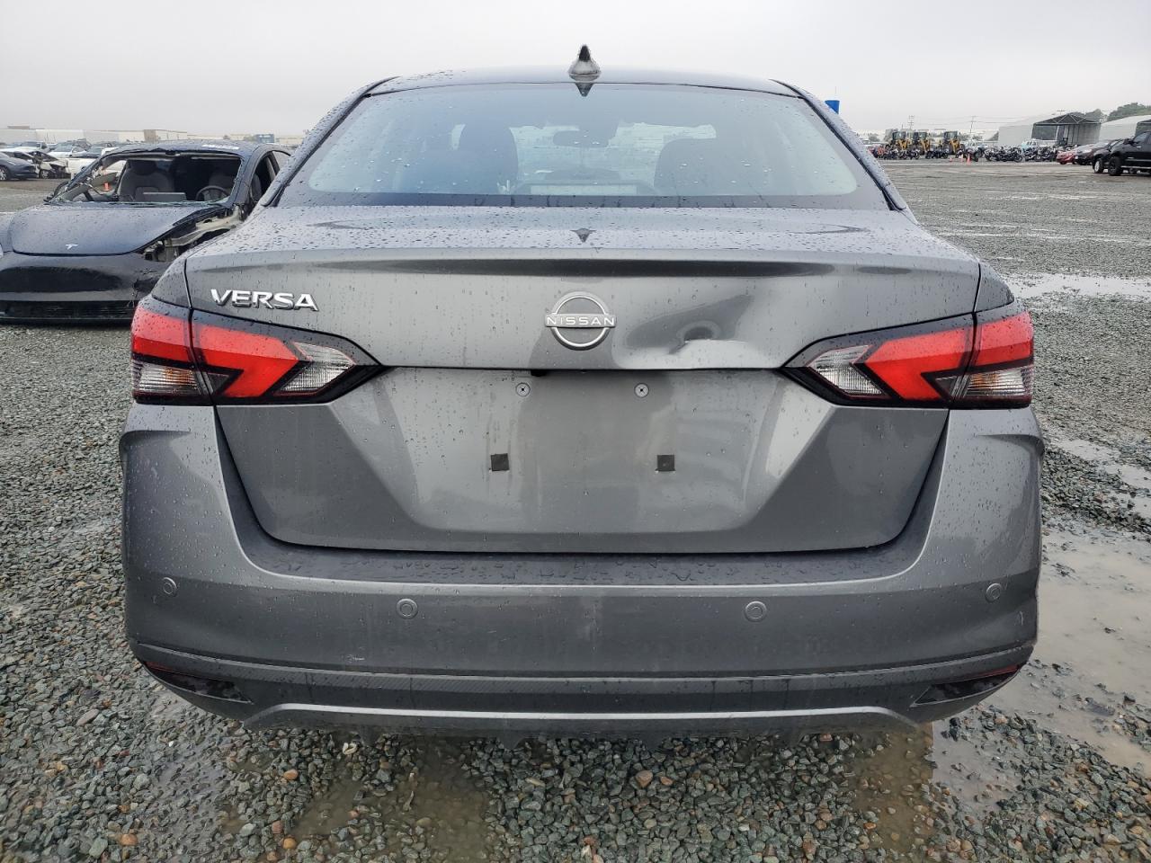 2025 NISSAN VERSA