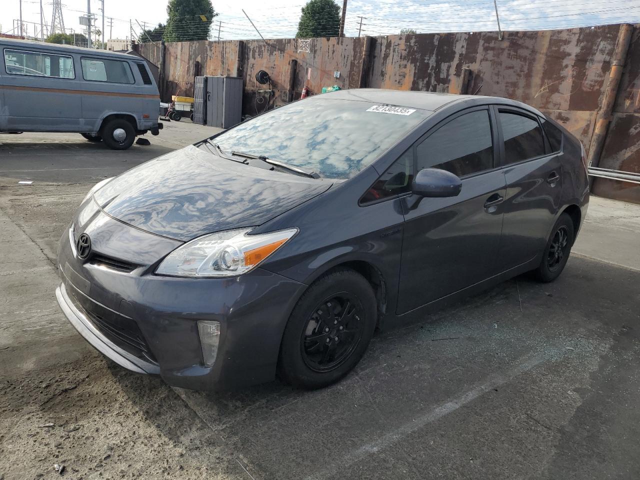 2015 TOYOTA PRIUS