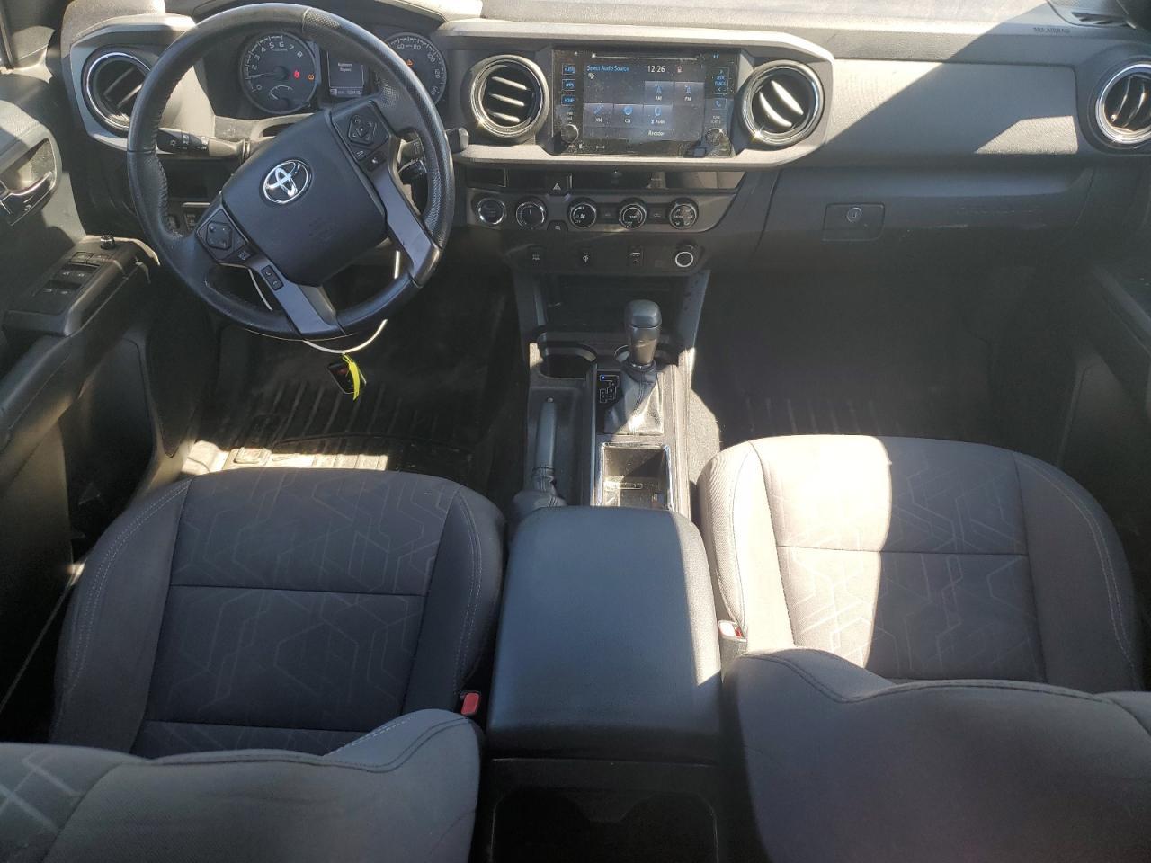 2016 TOYOTA TACOMA