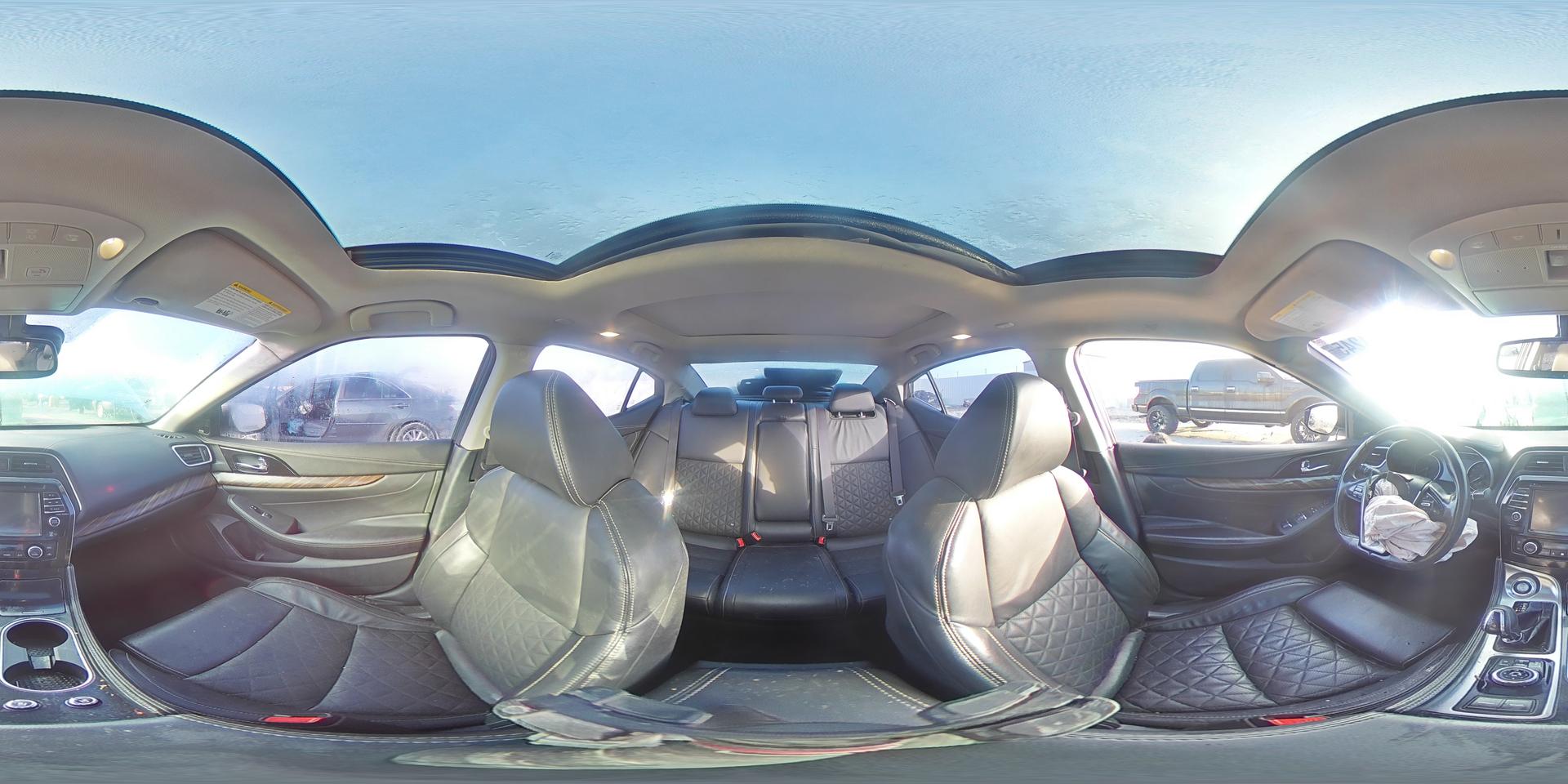 2017 NISSAN Maxima