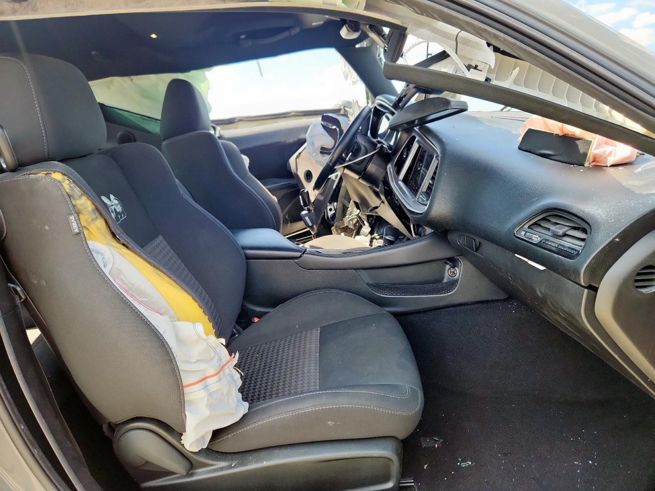 2019 DODGE Challenger