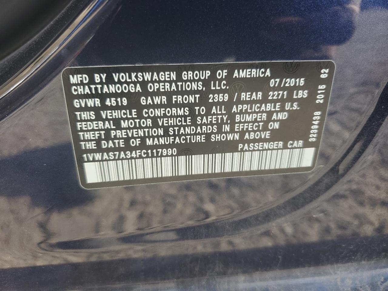 2015 VOLKSWAGEN Passat