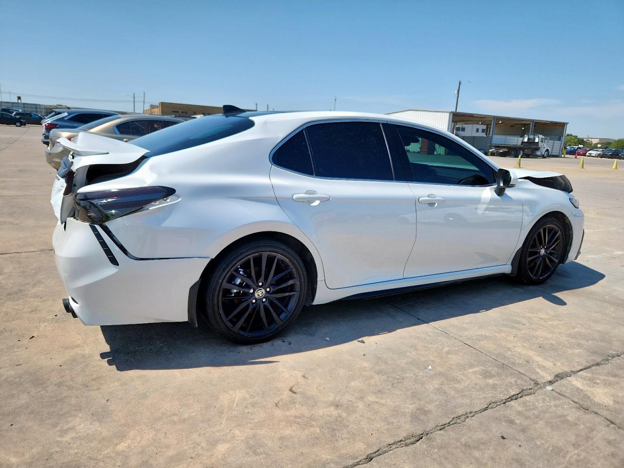 2023 TOYOTA CAMRY