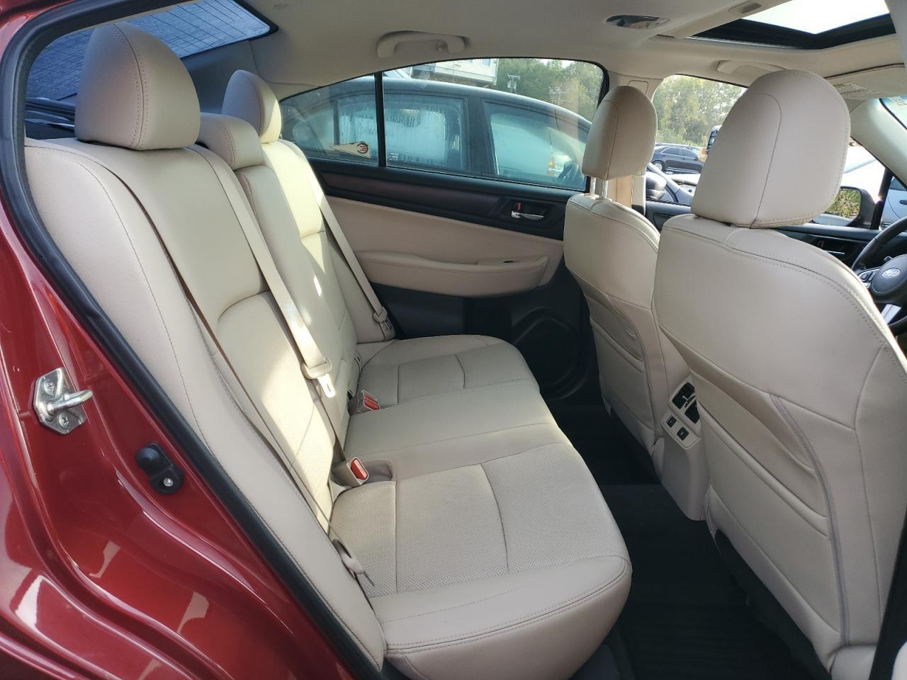 2016 SUBARU Legacy