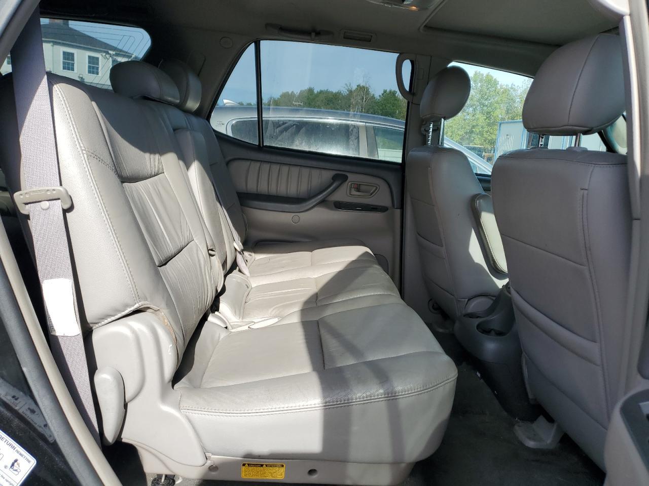 2006 TOYOTA Sequoia