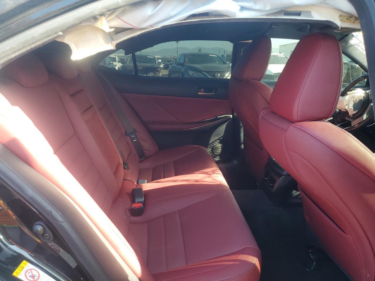 2019 LEXUS Is