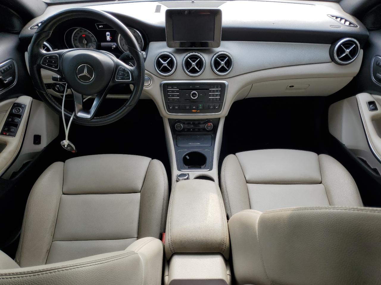 2017 MERCEDES-BENZ GLA-Class