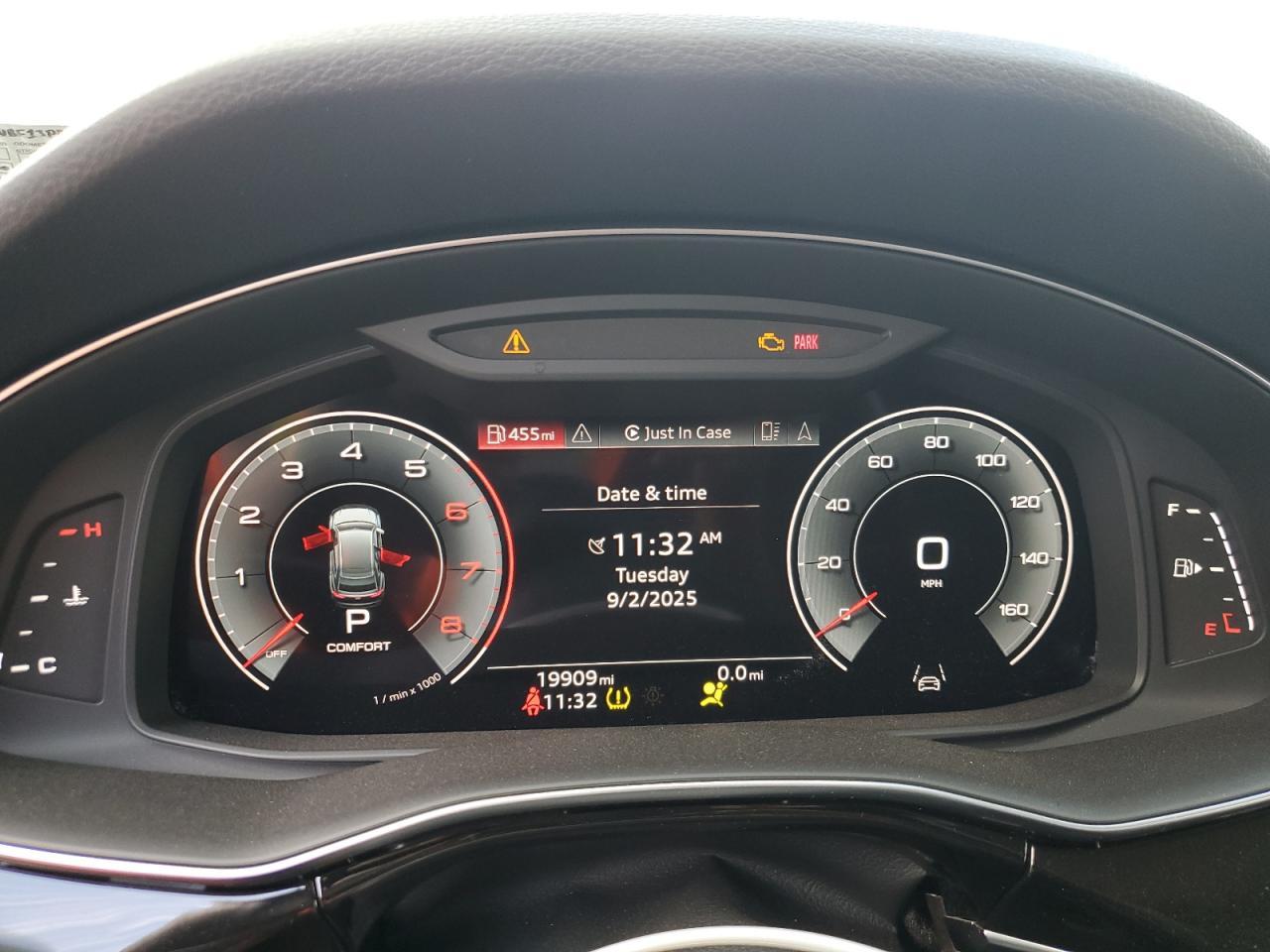 2023 AUDI Q8