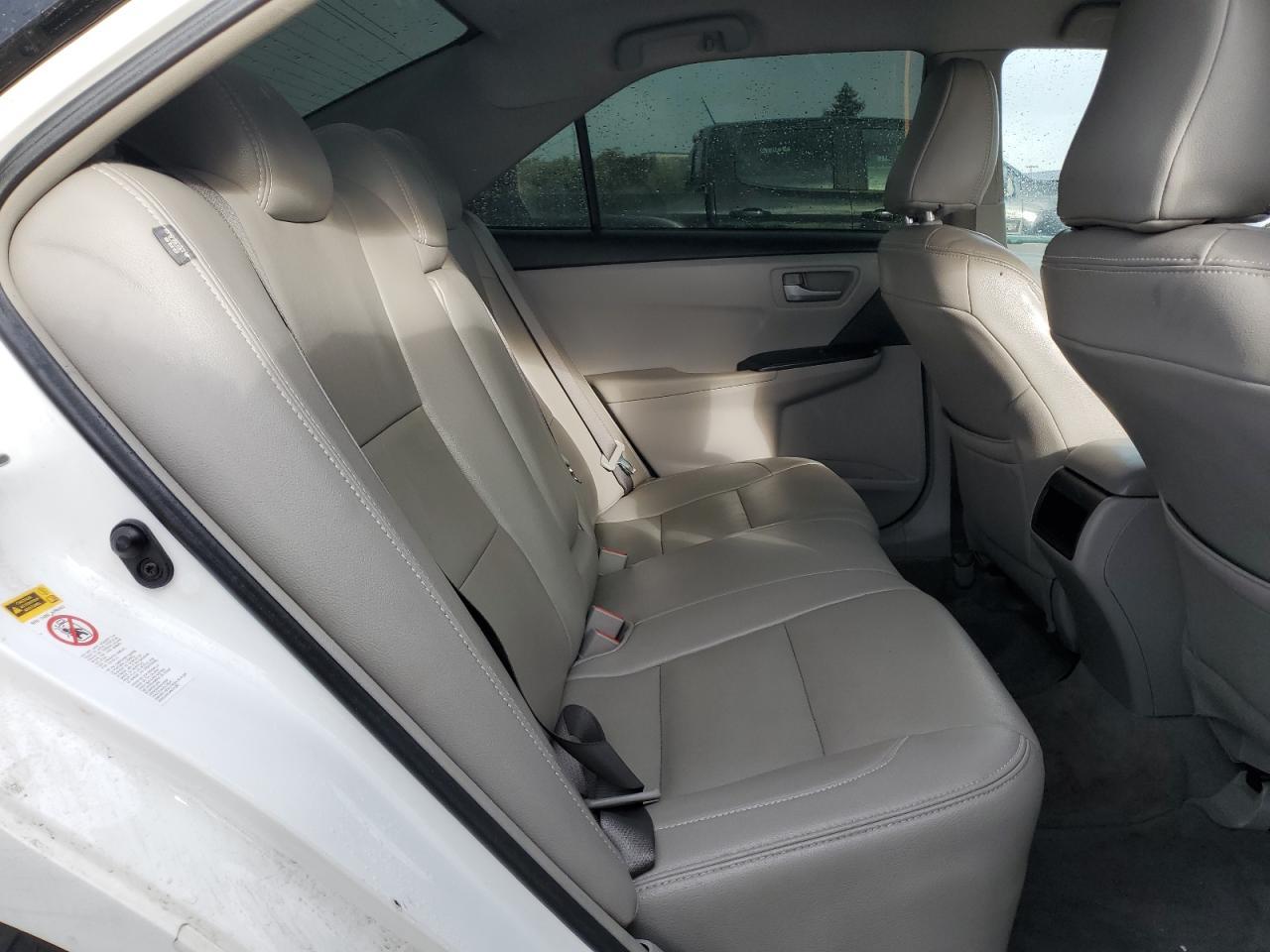 2016 TOYOTA CAMRY