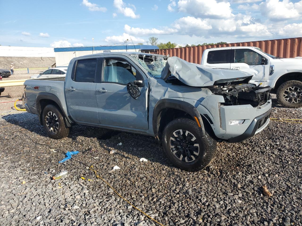 2024 NISSAN Frontier