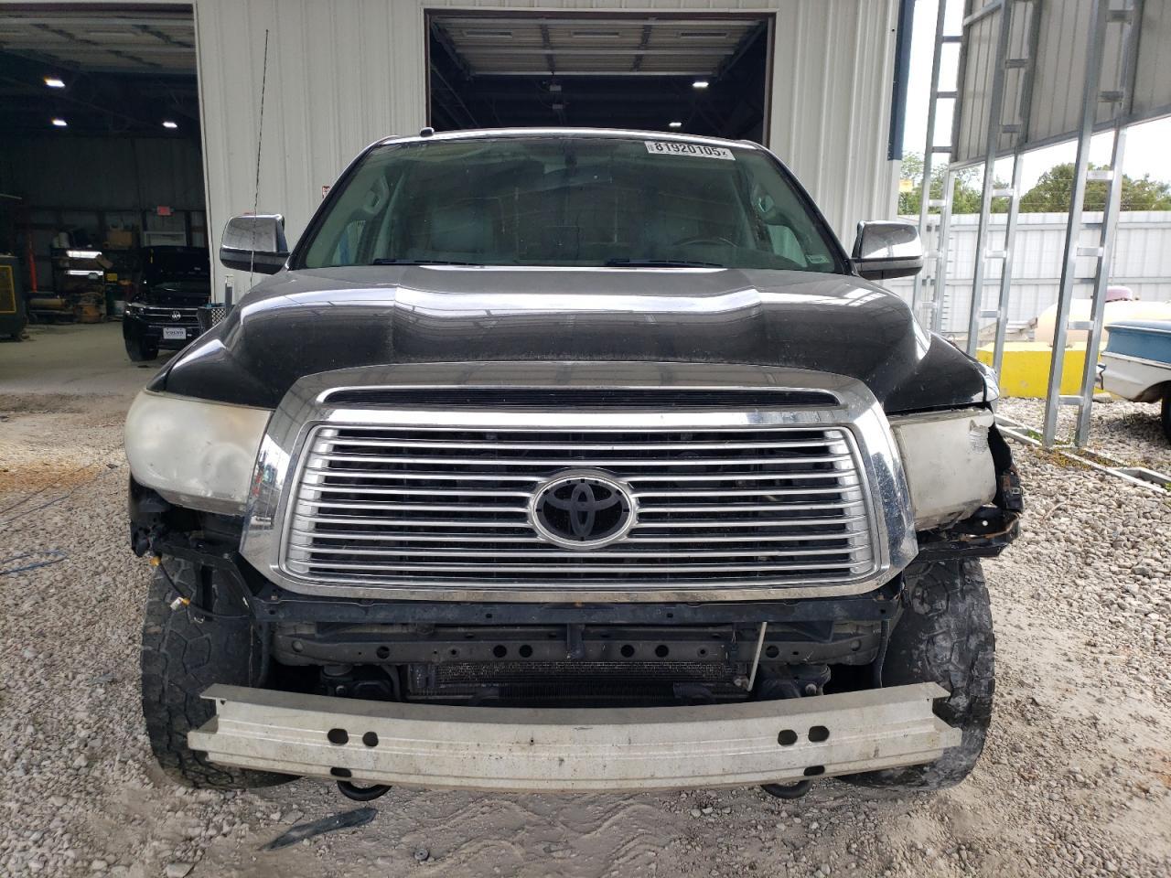 2011 TOYOTA TUNDRA