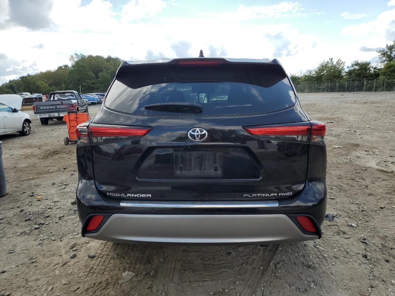 2021 TOYOTA HIGHLANDER