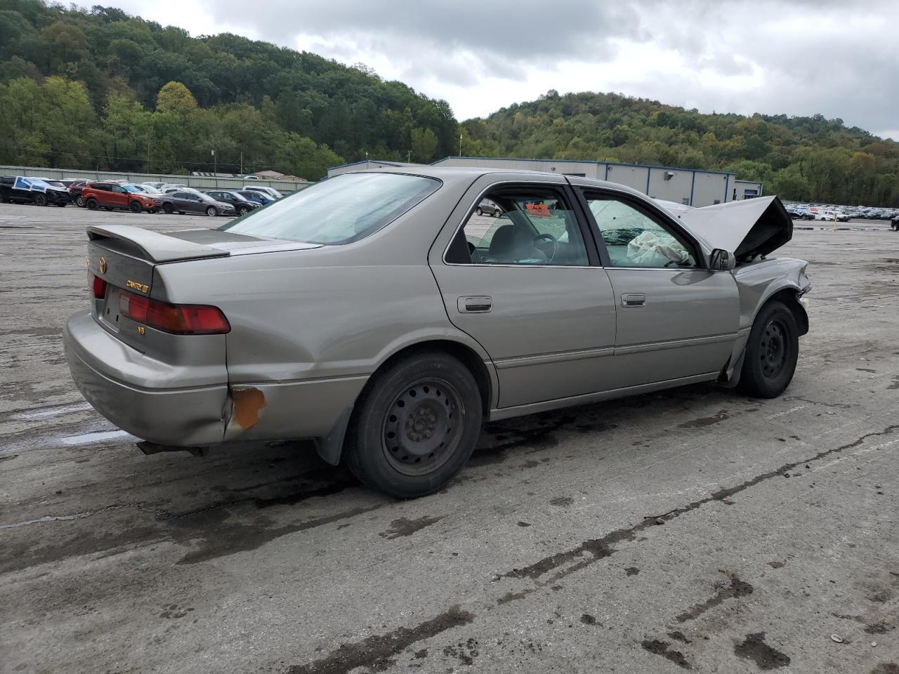 1997 TOYOTA CAMRY