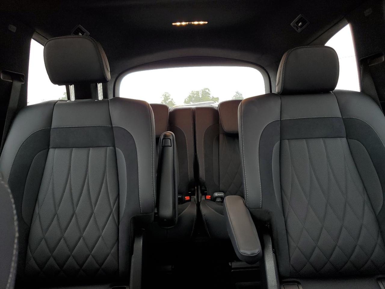 2025 MERCEDES-BENZ GLS-Class